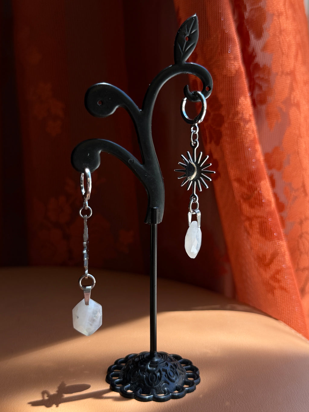 sunflare hex moonstone earrings - silver