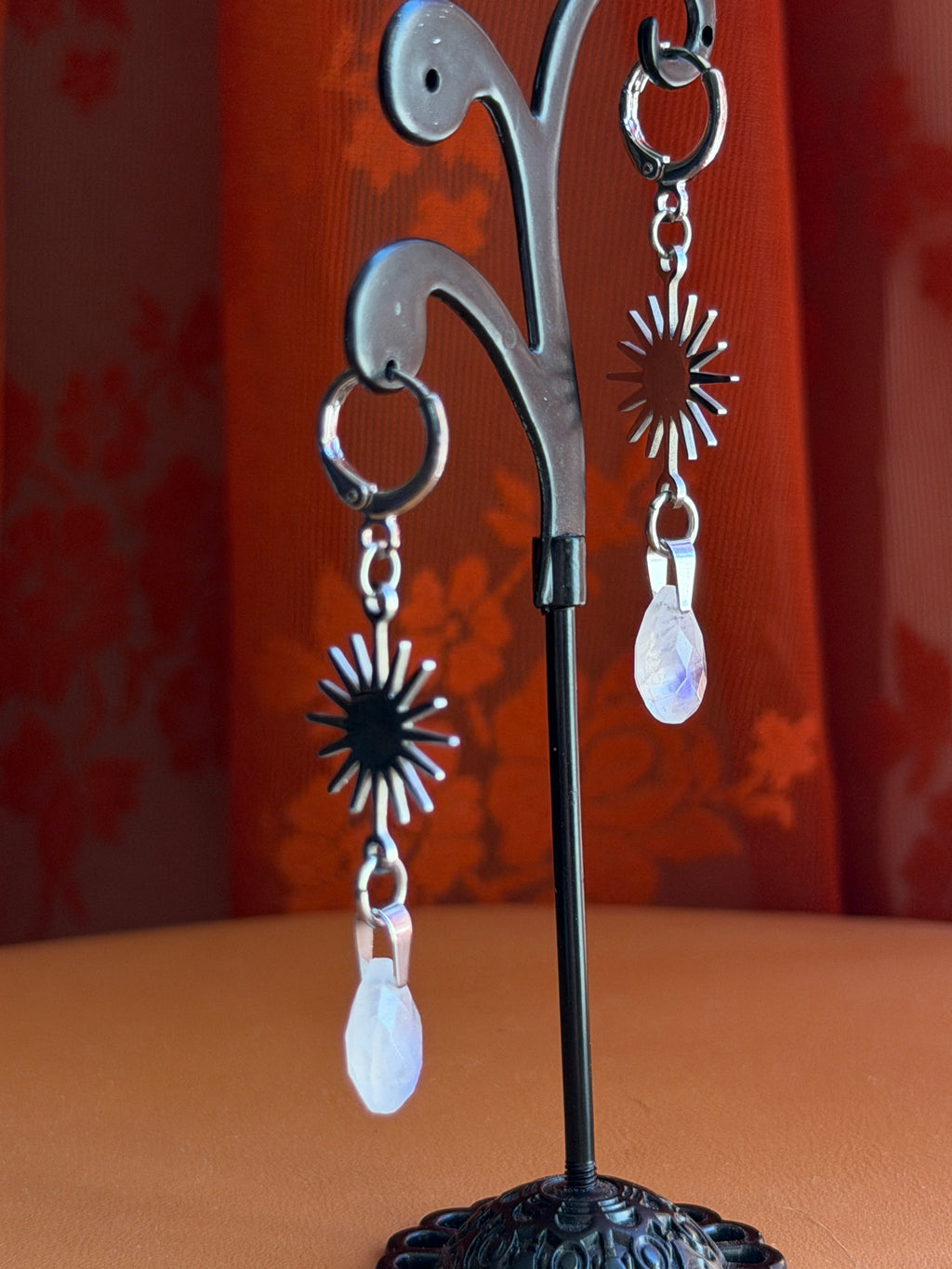 sunflare briolette moonstone earrings - silver