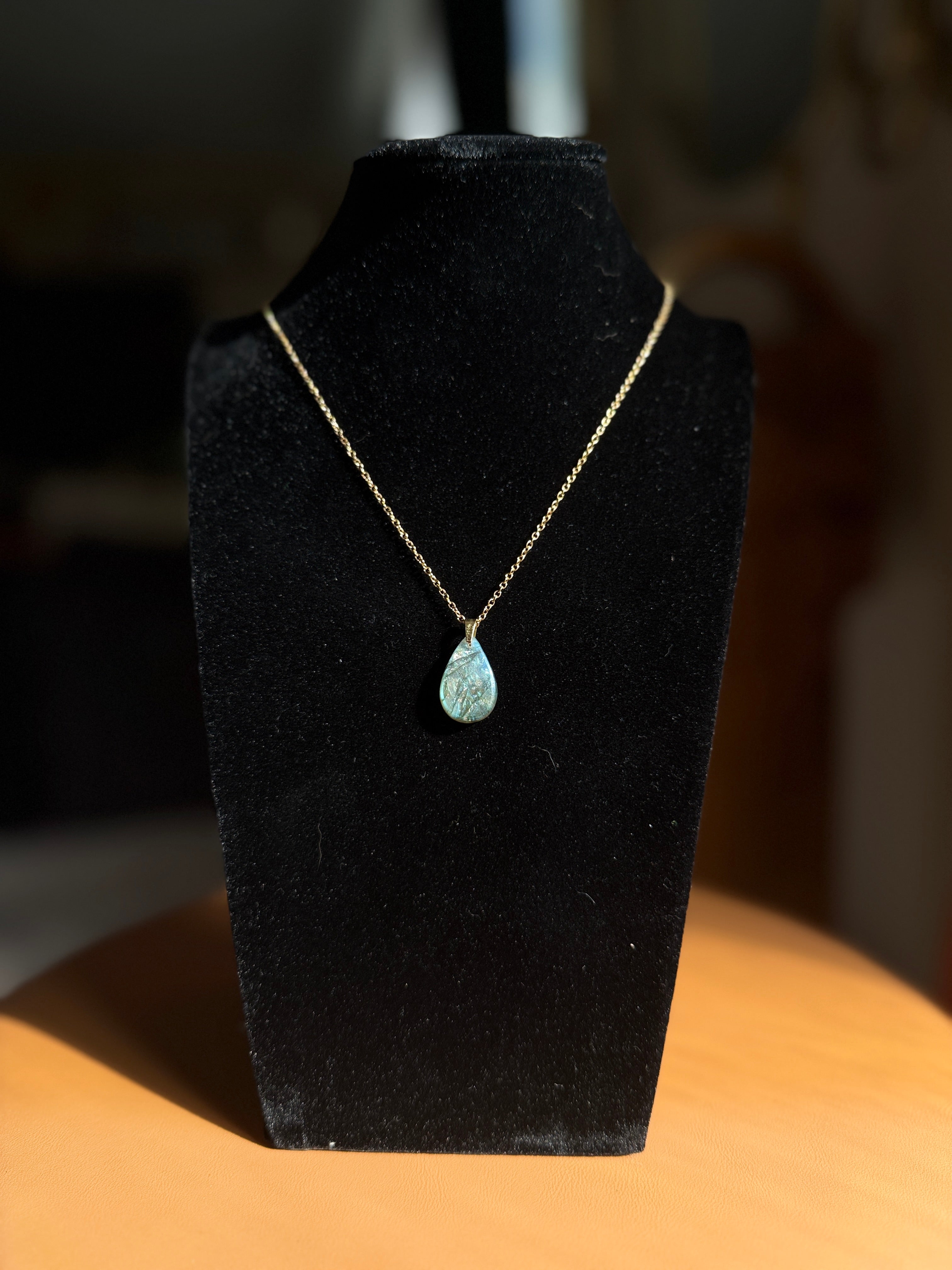 labradorite necklace - gold cable chain