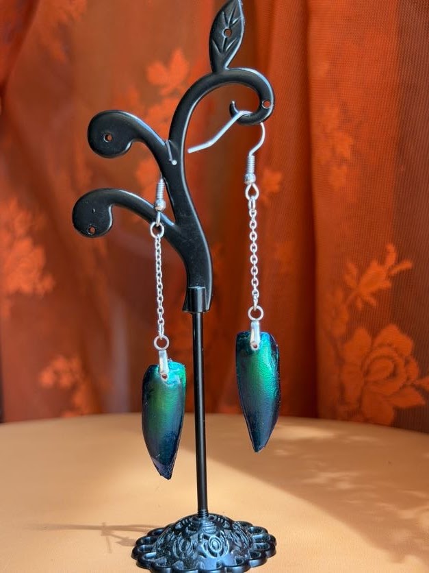 jewel beetle dangle earwings - silver