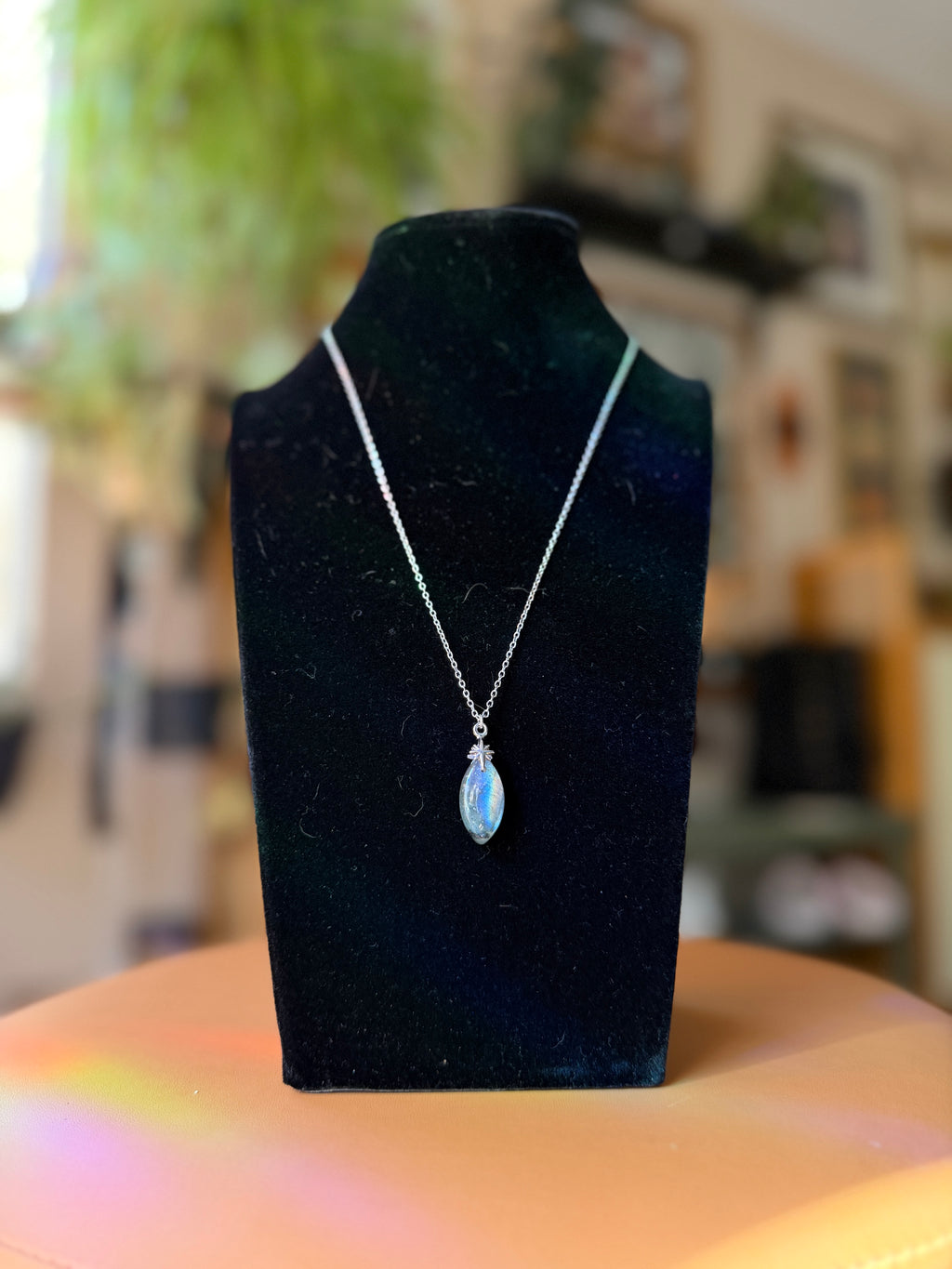 labradorite necklace with star accent - silver